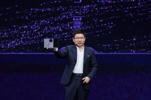 Extraordinary in Hand, Effortless in Control HUAWEI Mate XT 2 | ULTIMATE DESIGN Debuts as the First Smartphone to Feature LogicFolding Tau (τ) Chip and Reach Mass Commercialization